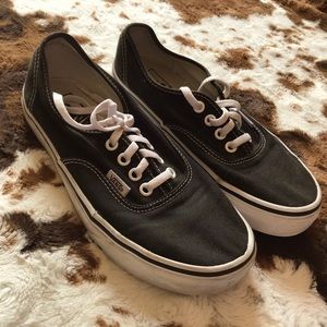 Women’s Vans!